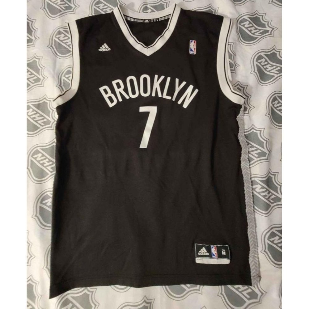 Adidas Brooklyn Basketball jersey 7 Johnson size M